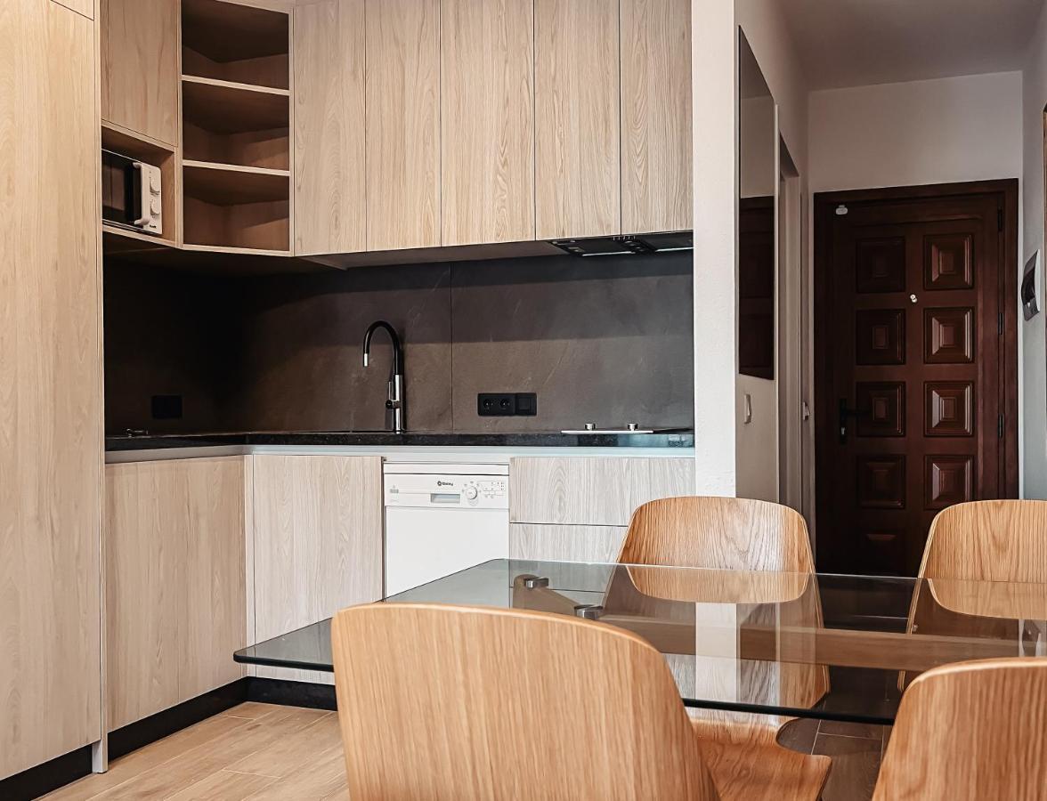 Sapphire Riviera Residence 阿德耶 外观 照片